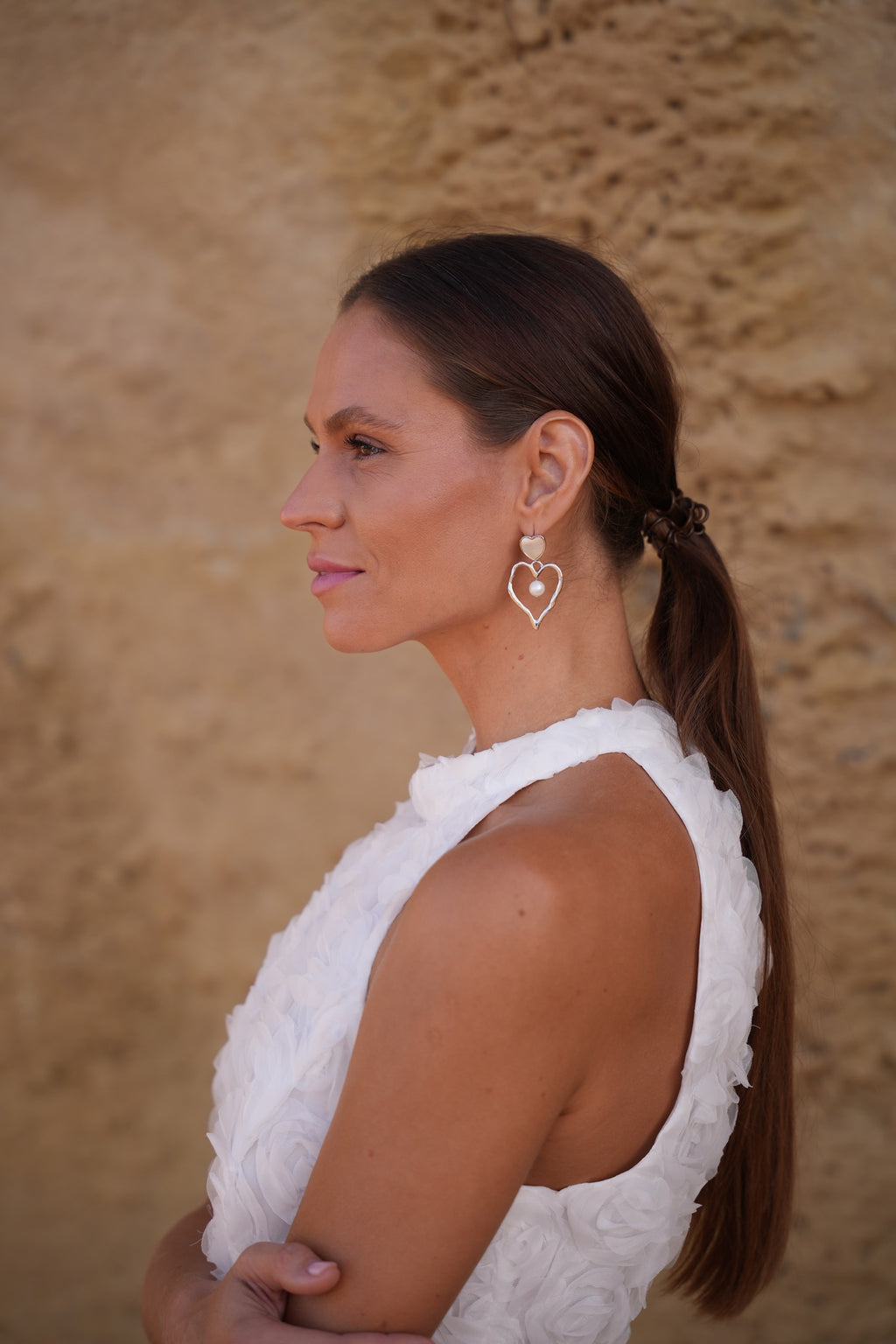 LUZ DEL CORAZÓN La luz más pura nace dentro. LUZ DEL CORAZÓN The truest light shines from within.