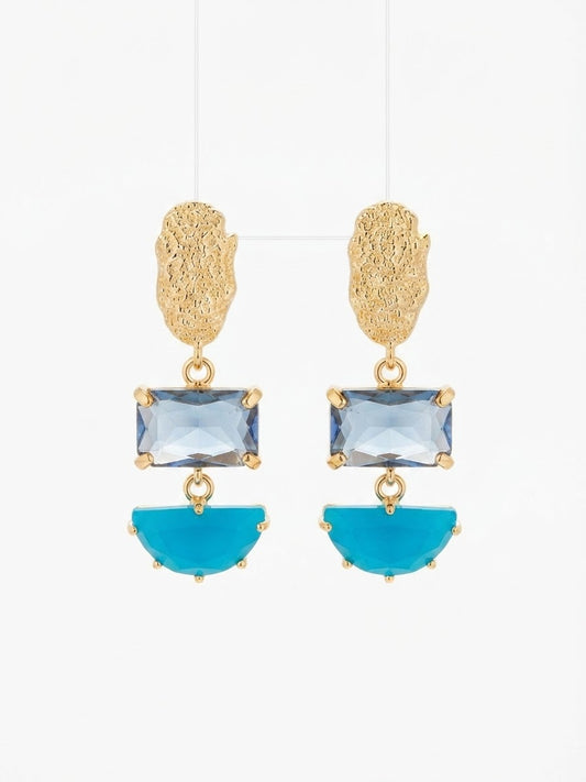 Pendientes Luz de Cielo con piedras geometricas en tonos azules, acabado dorado